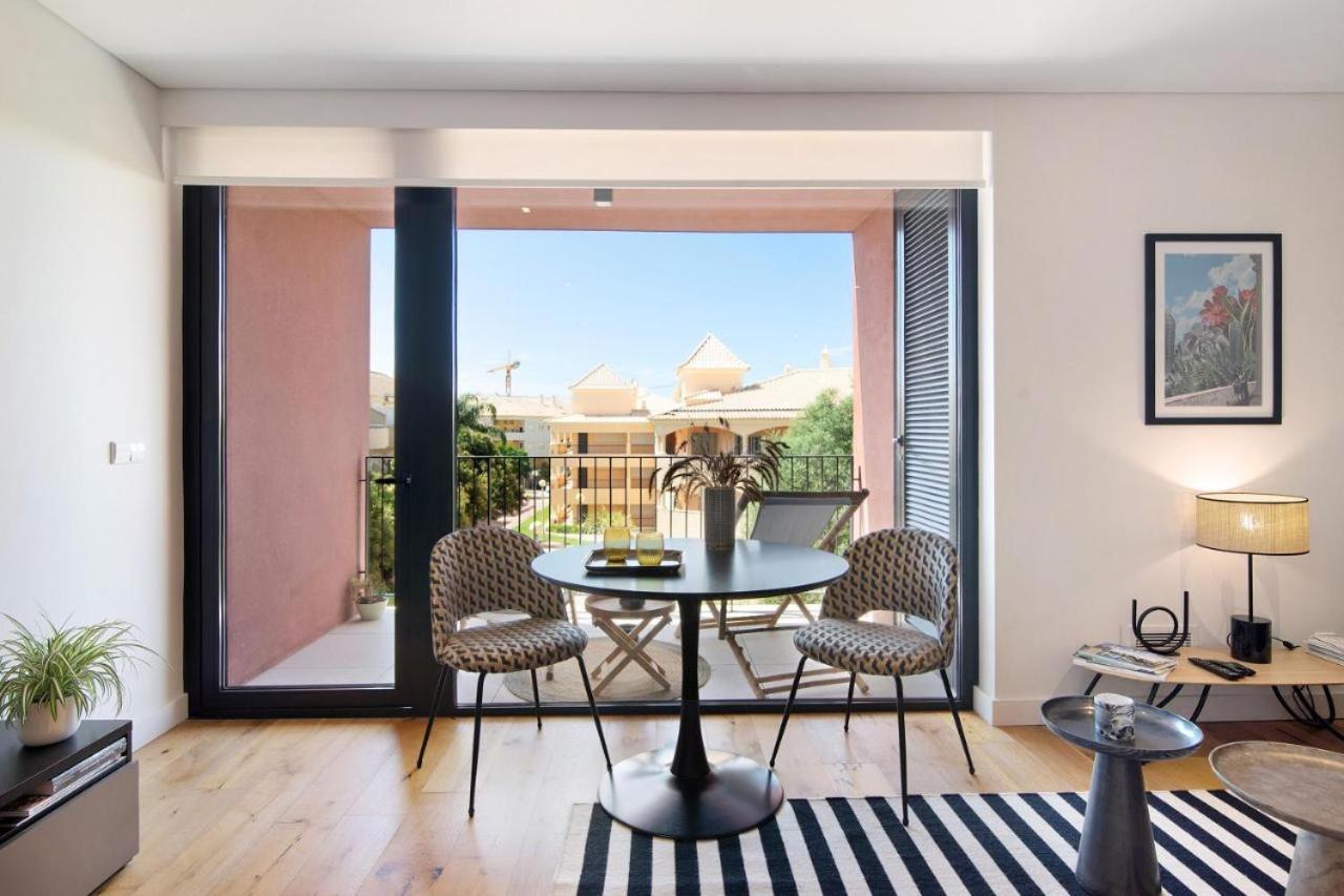 Beautiful Modern Design Condo With Swimming Pool וילהמורה מראה חיצוני תמונה